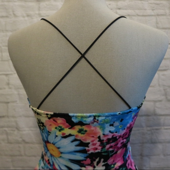 Revamped | Colourful Blue Daisy Dress - Picture 5 of 8